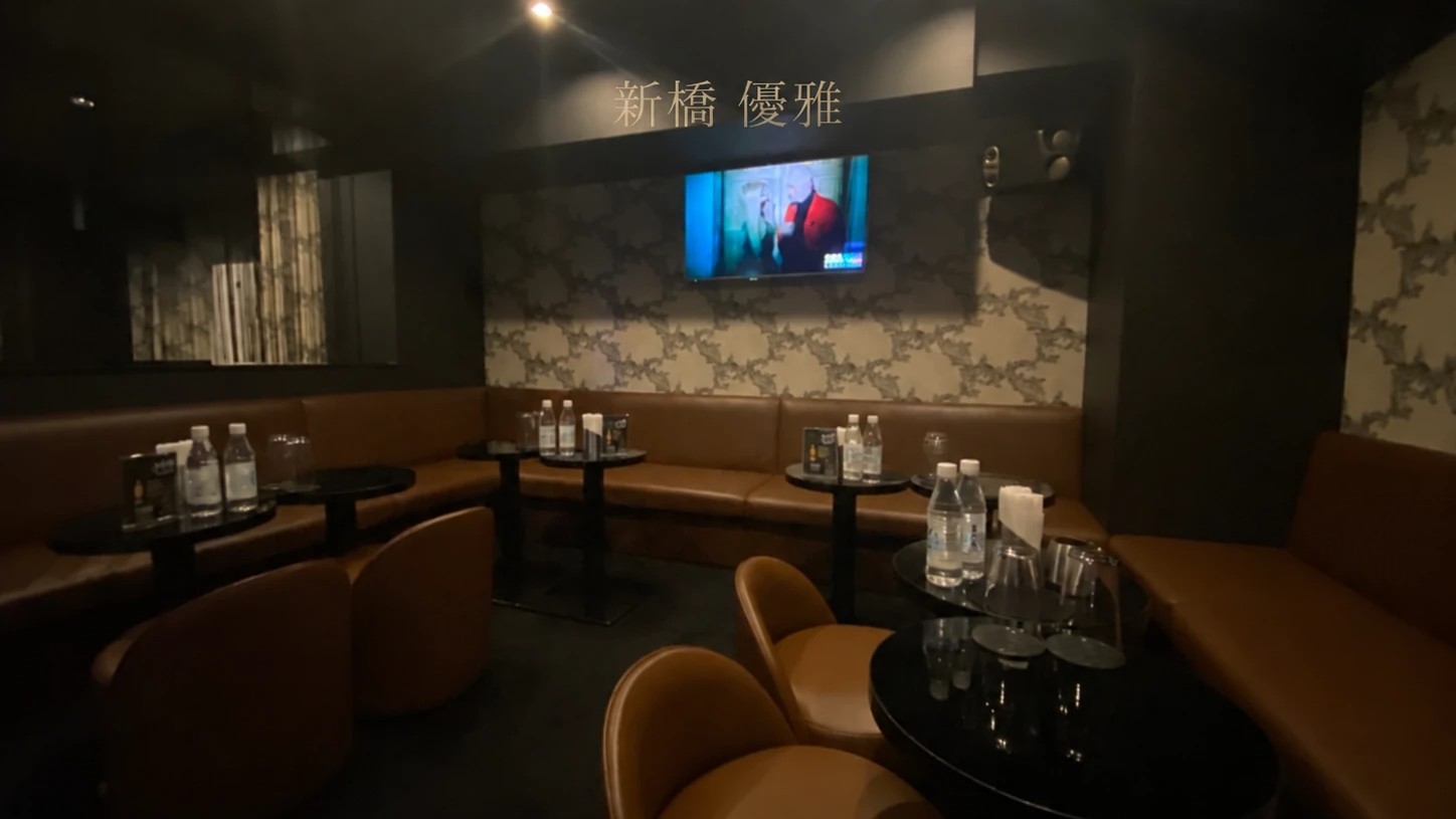 優雅の実際の店内。店舗カードとは別カット