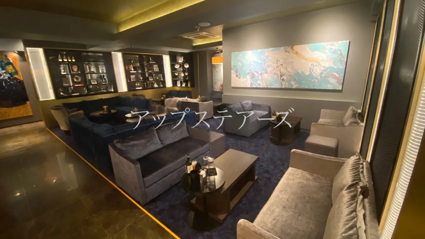松戸　アップステアーズ　（UP STAIRS）